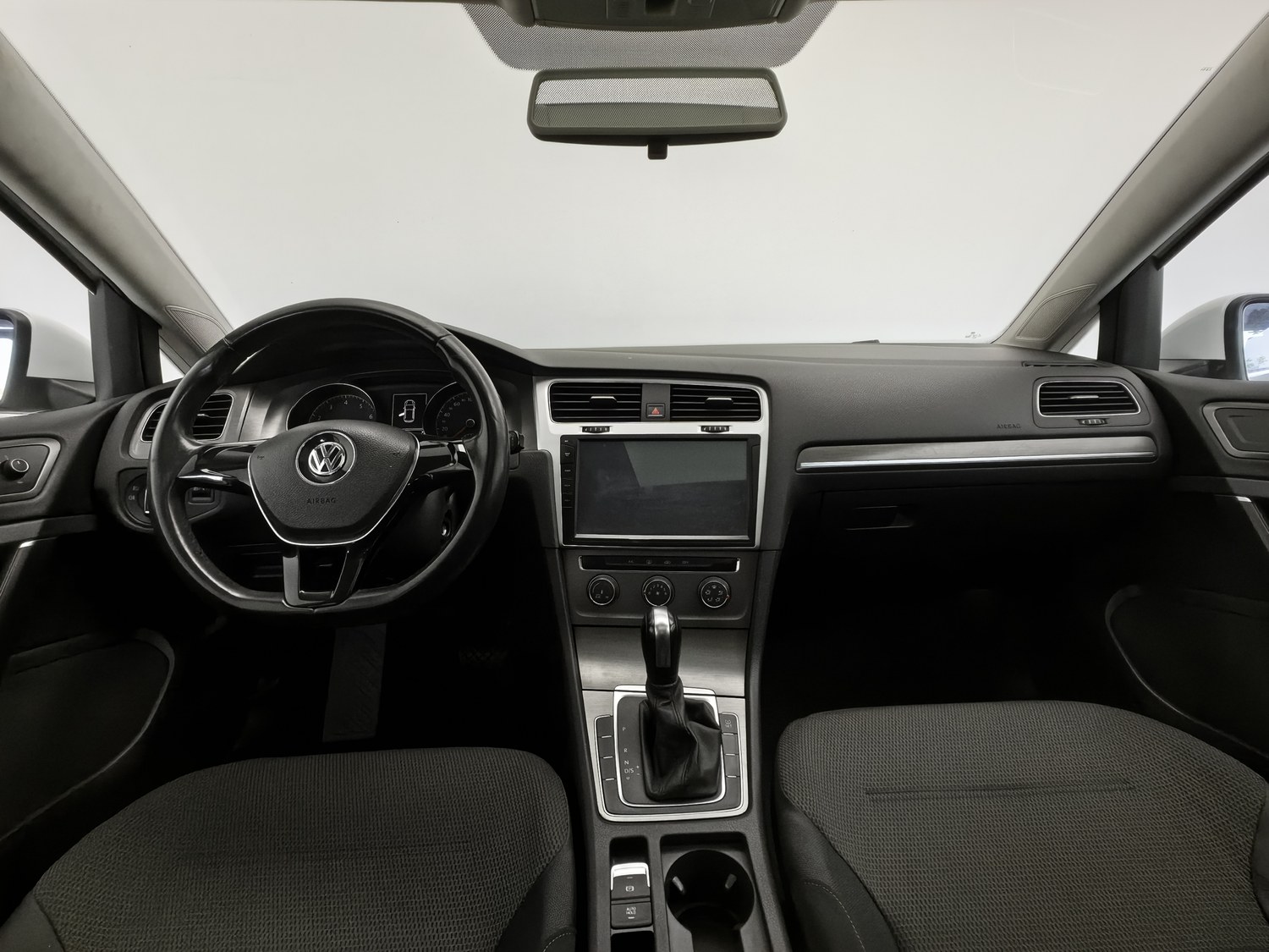 Used Volkswagen Golf 2015 1.6 AT