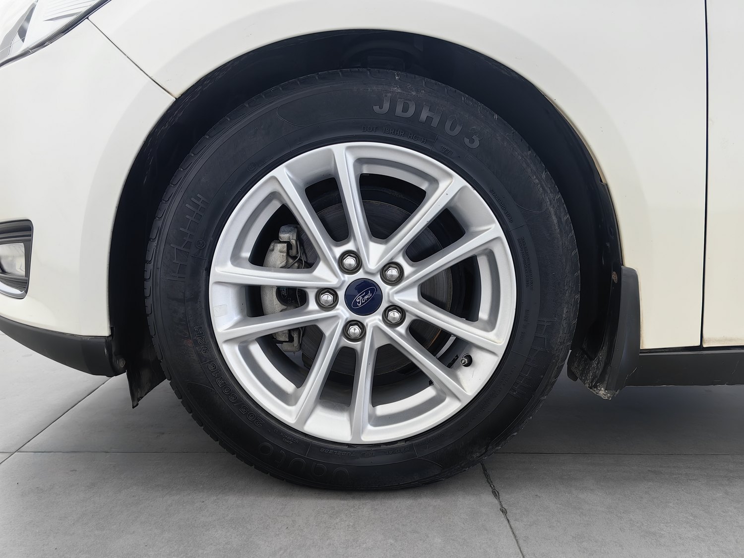Used Ford Focus 2015 1.0 AT