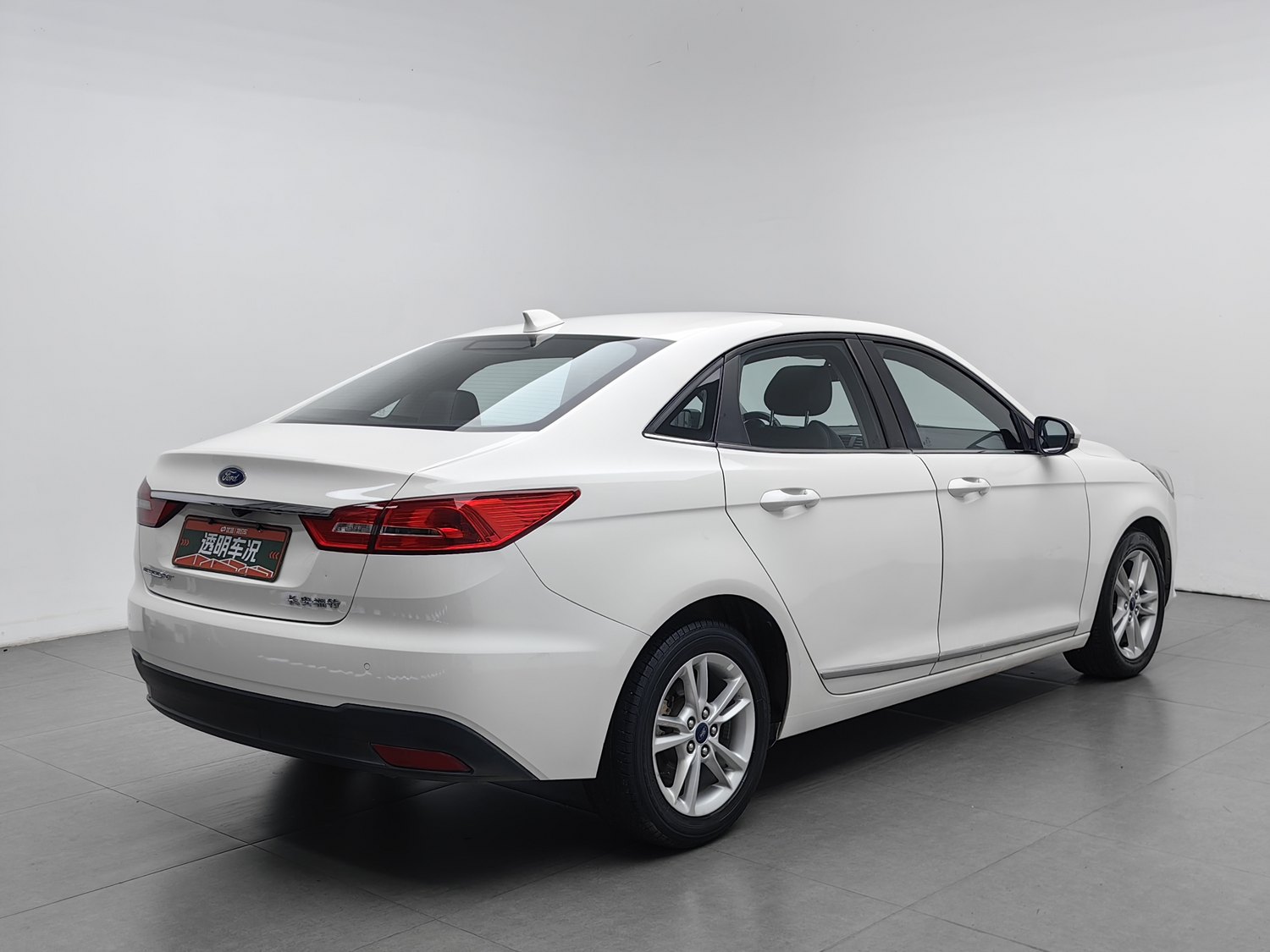 Used Ford Escort 2019 1.5 AT