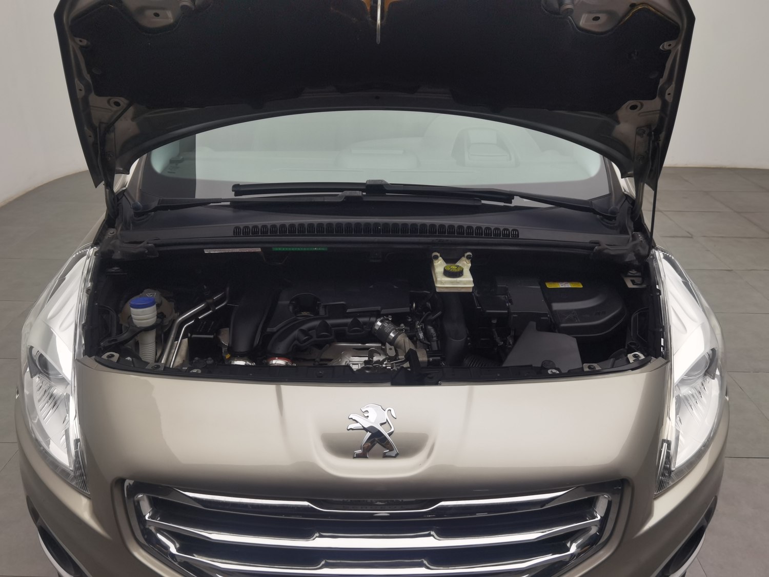 Used Peugeot 3008 2015 1.6 AT