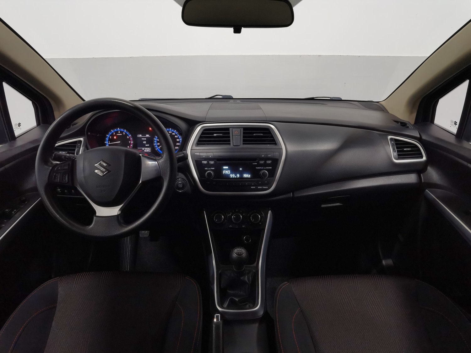 Used Suzuki S-Cross 2014 1.6 MT
