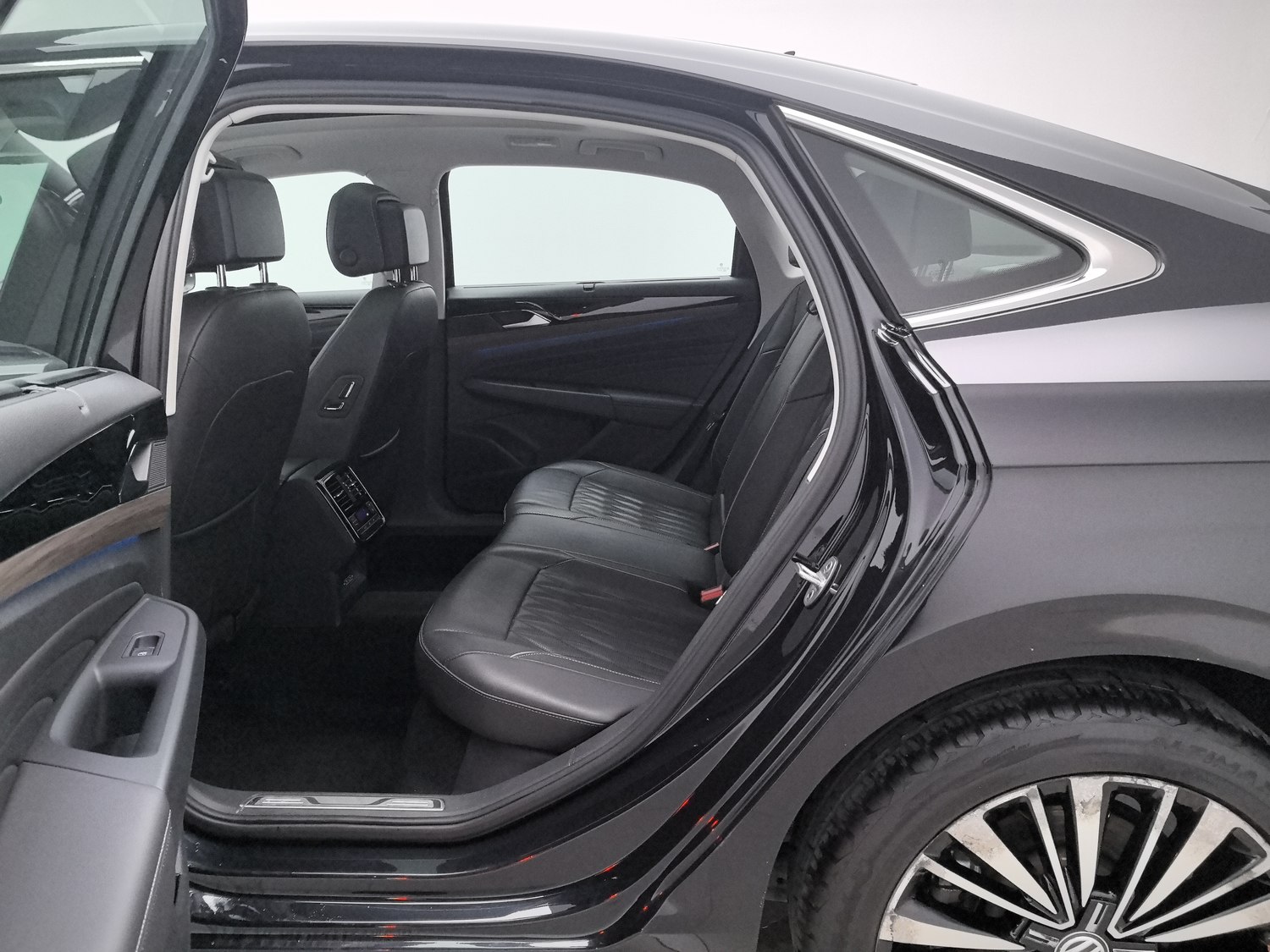Used Volkswagen Passat 2019 2.0 AT
