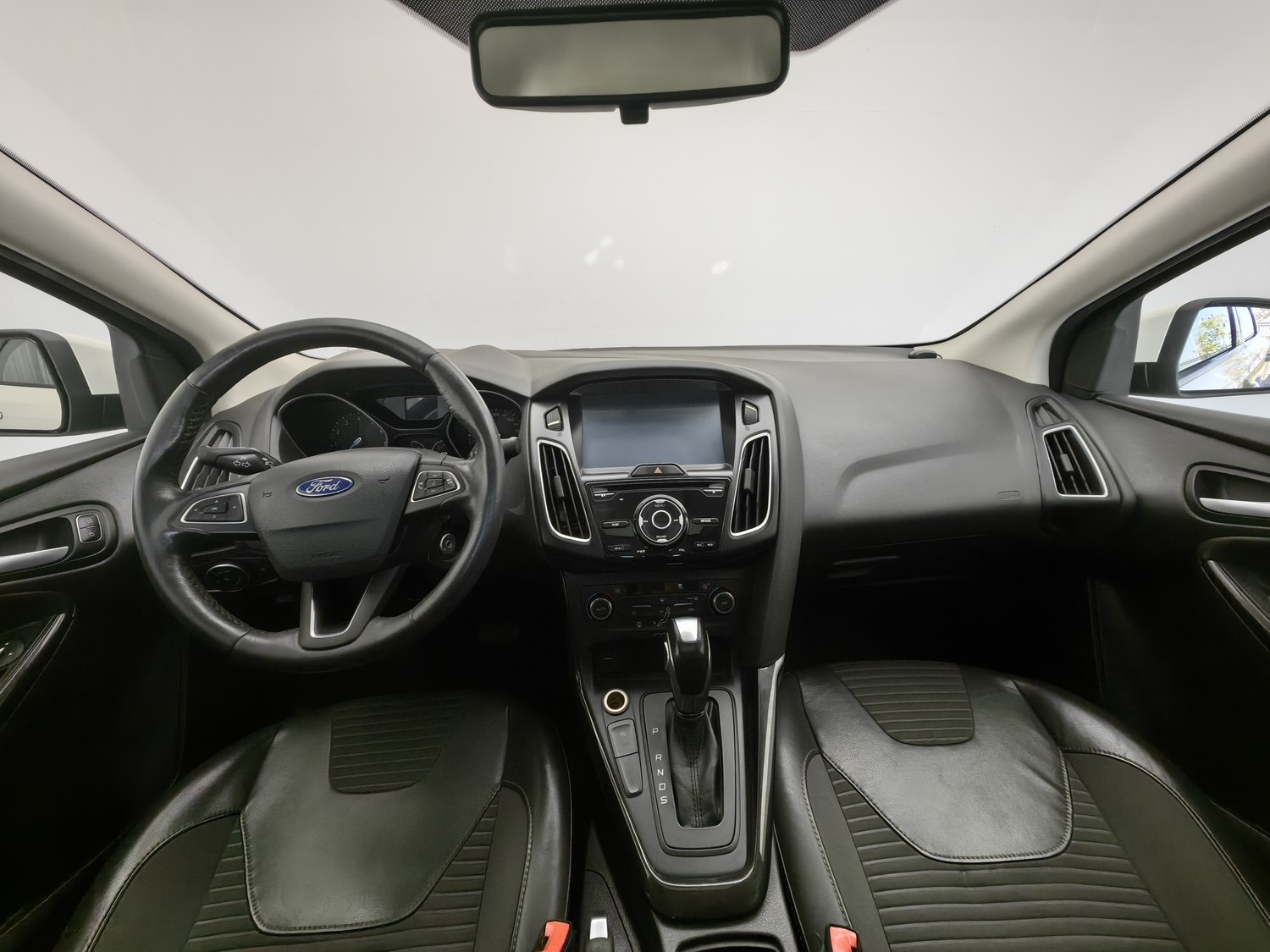 Used Ford Focus 2015 1.0 AT