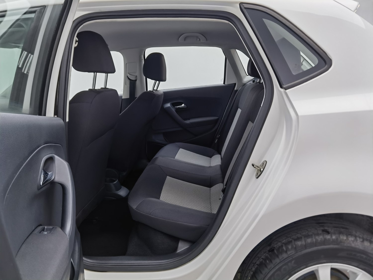 Used Volkswagen Polo 2013 1.4 MT