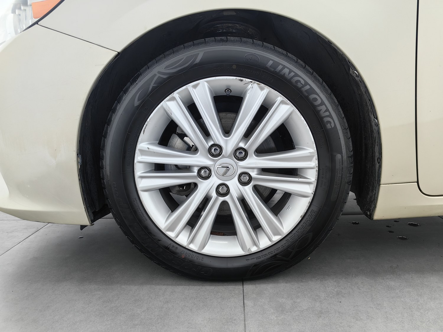 Used Lexus ES 2013 2.5 AT
