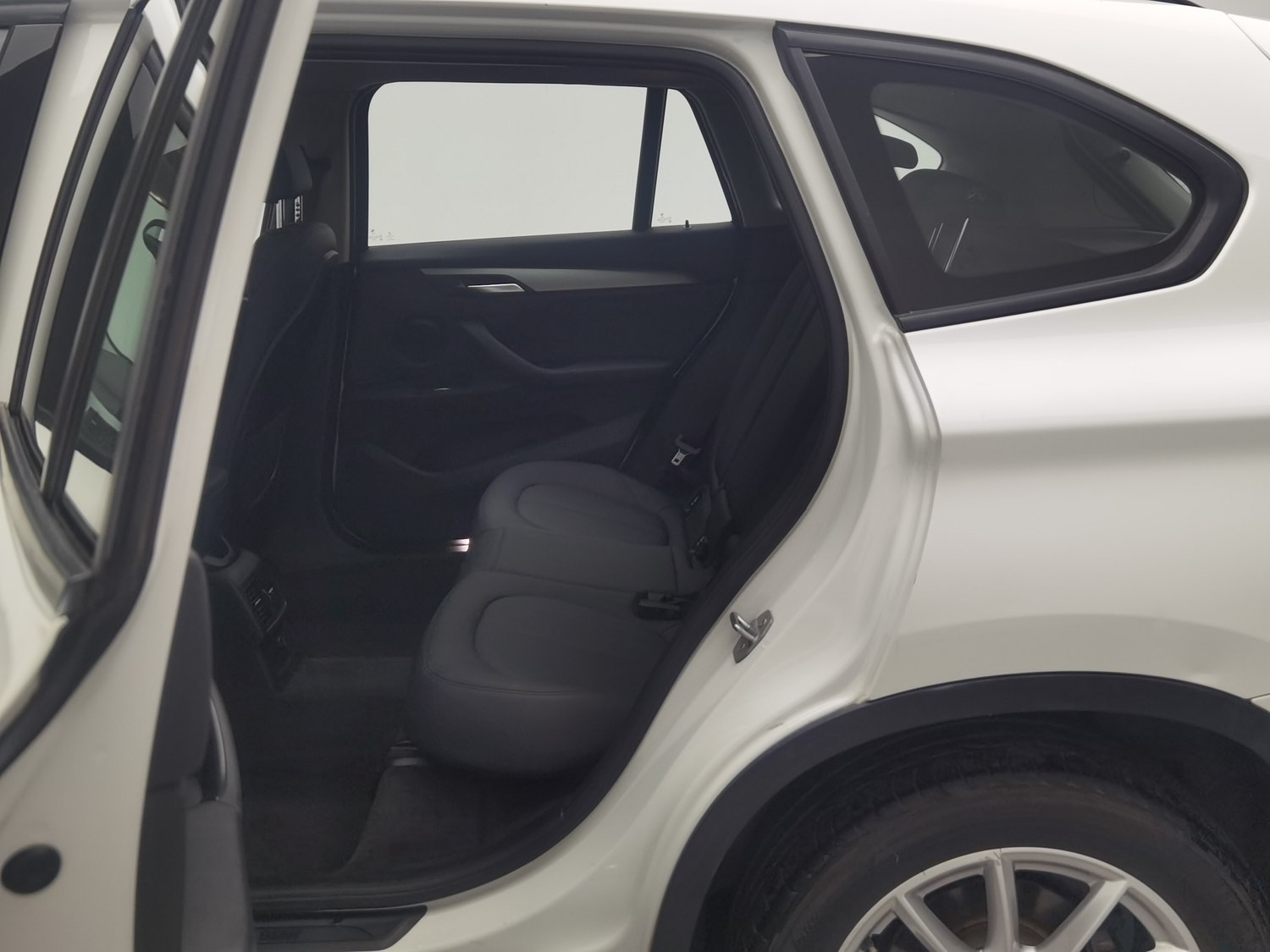 Used BMW X1 2016 1.5 AT