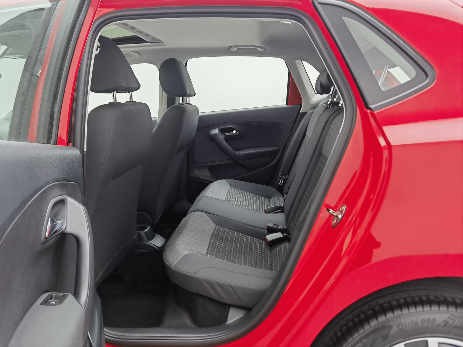 Used Volkswagen Polo 2018 1.5 AT