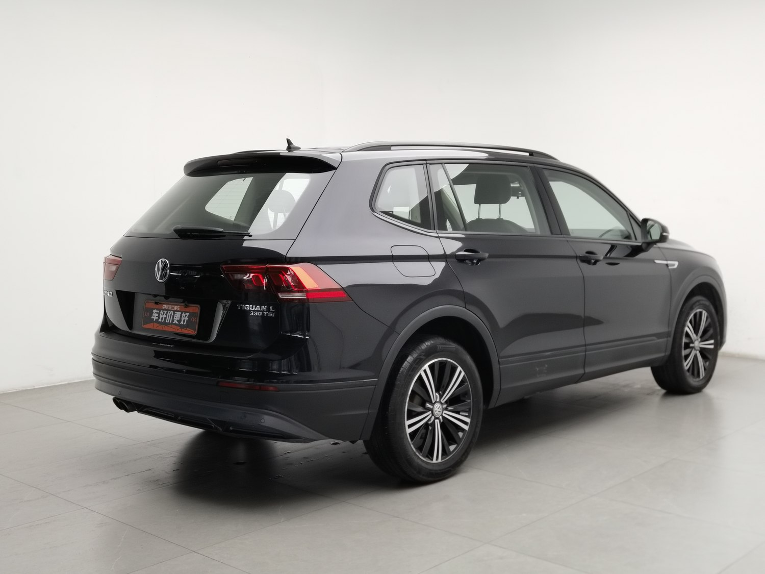 Used Volkswagen Tiguan L 2019 2.0 AT