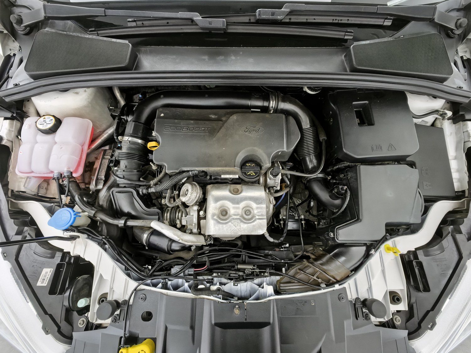 Used Ford Focus 2015 1.0 AT