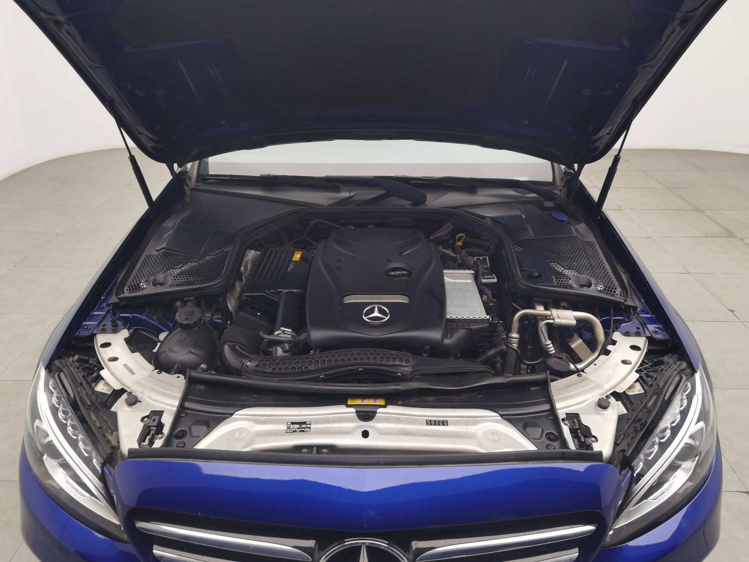 Used Mercedes-Benz C-Class 2018 2.0 AT