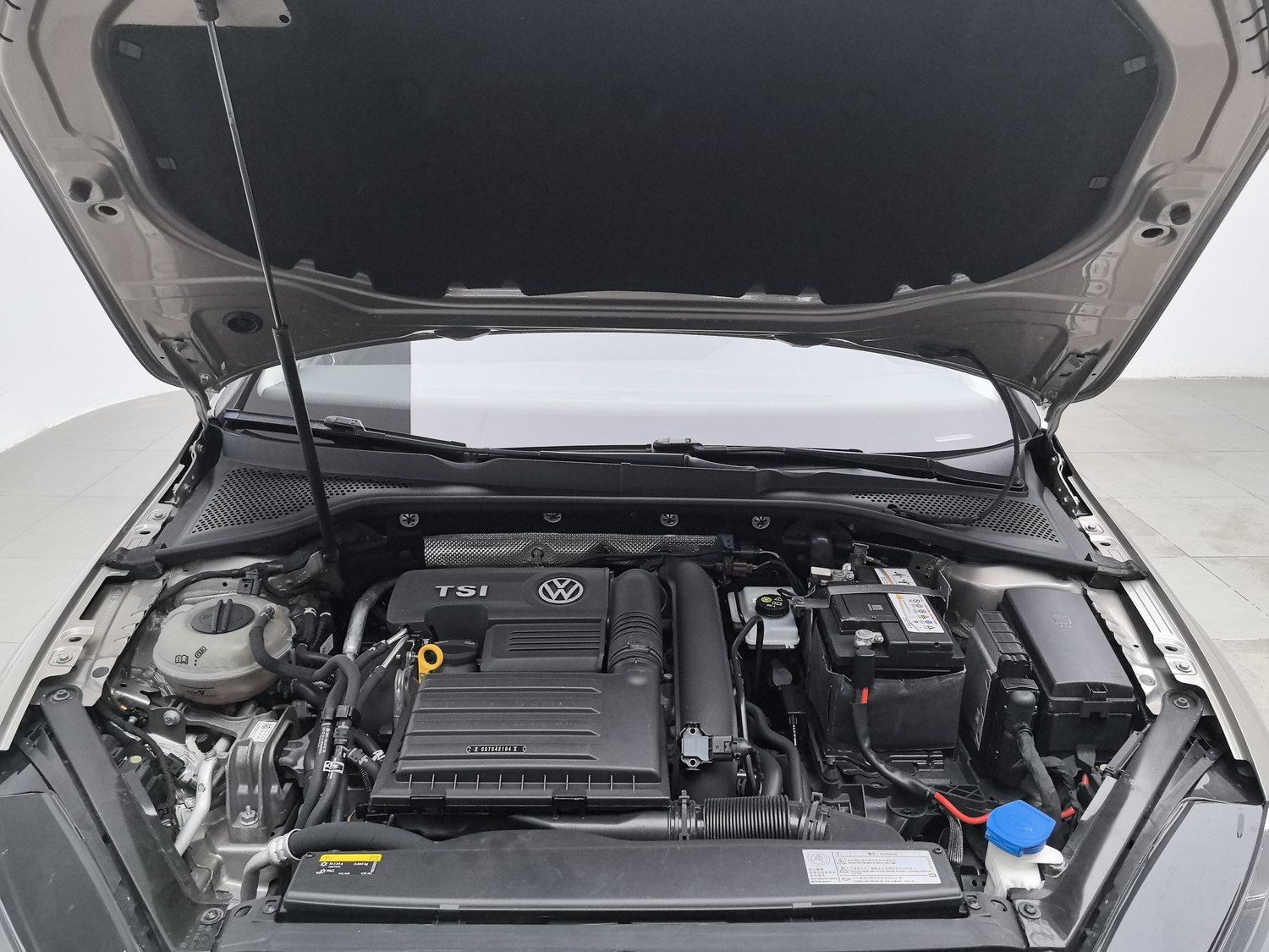 Used Volkswagen Golf 2018 1.4 AT