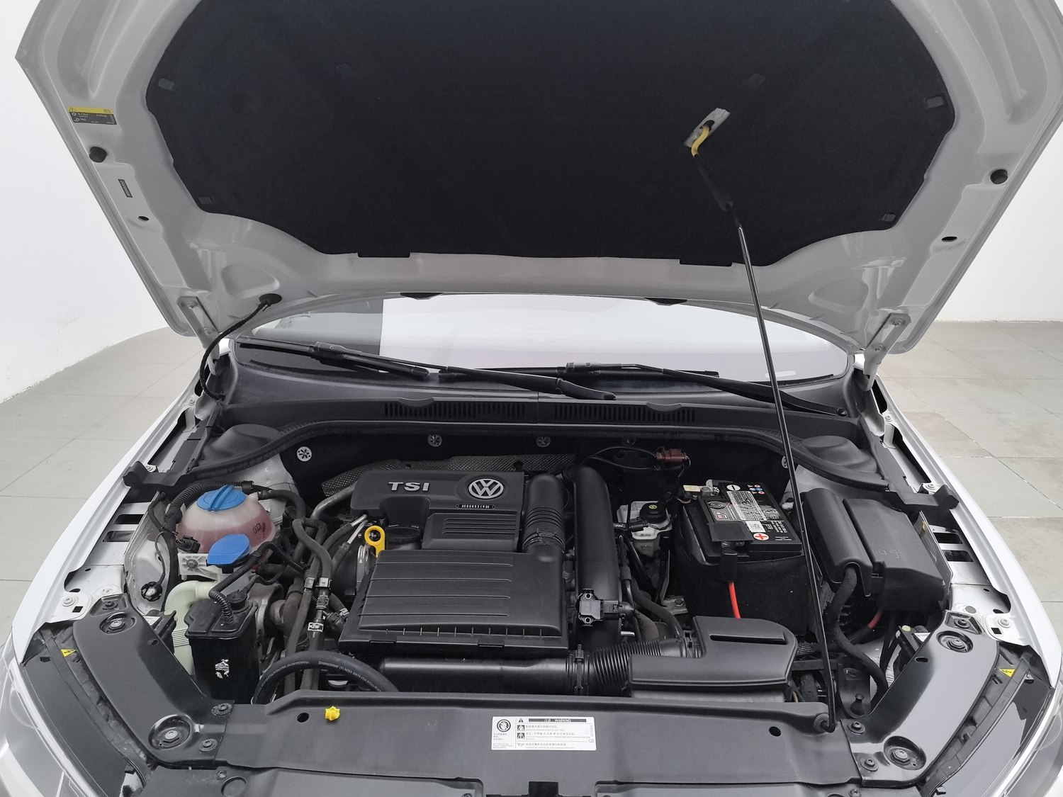 Used Volkswagen Sagitar 2018 1.4 AT