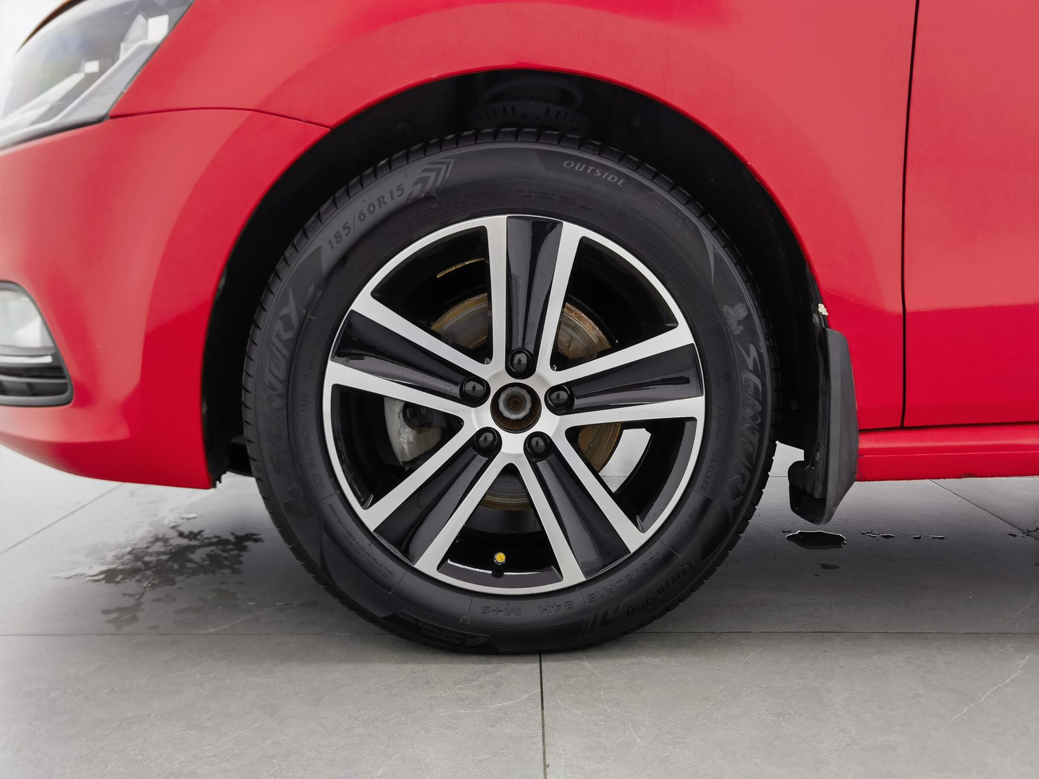 Used Volkswagen Polo 2018 1.5 AT