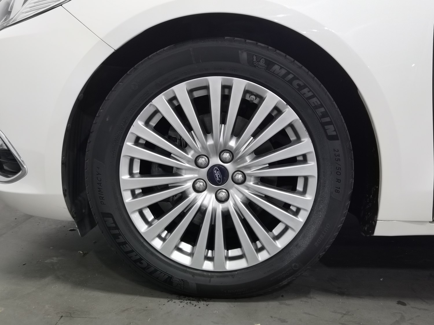 Used Ford Taurus 2017 2.0 AT