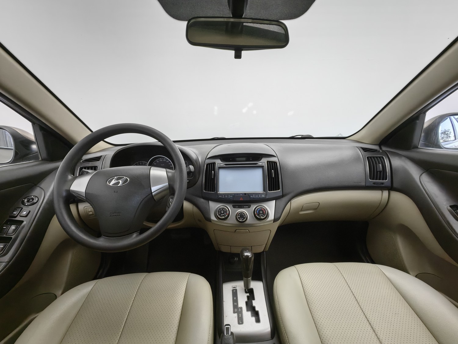 Used Hyundai Elantra Yuedong 2011 1.6 AT