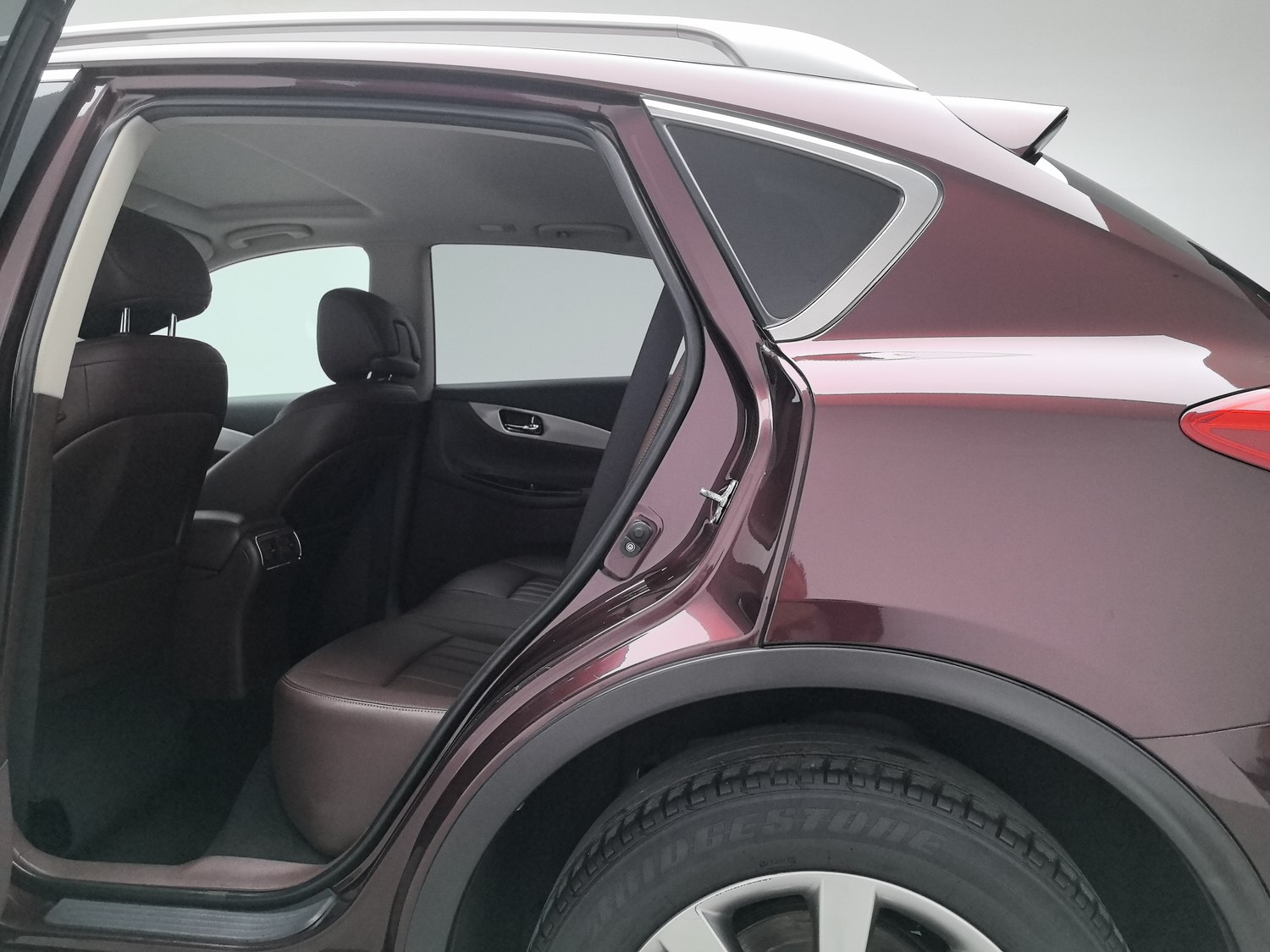 Used Infiniti QX50 2015 2.5 AT