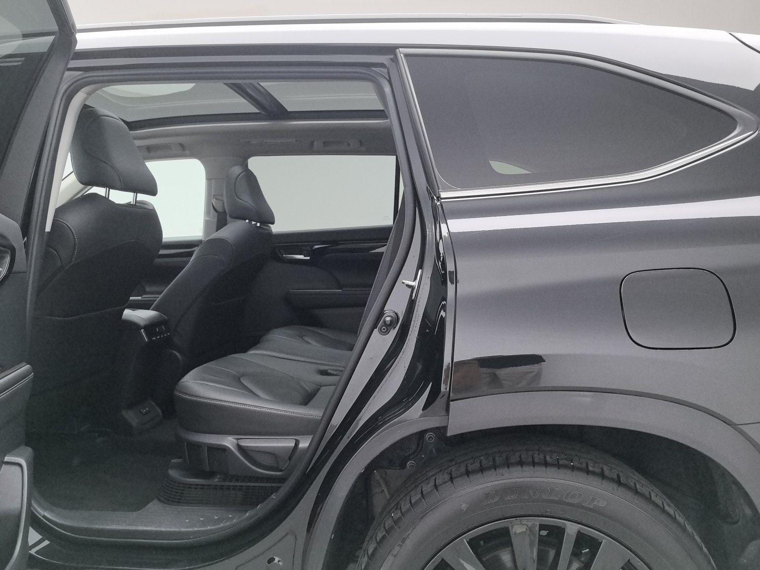 Used Toyota Highlander 2023 2.5 AT