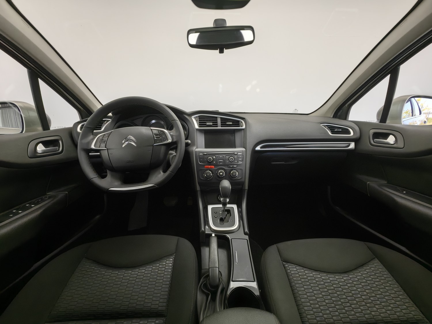 Used Citroen C4L 2015 1.2 AT