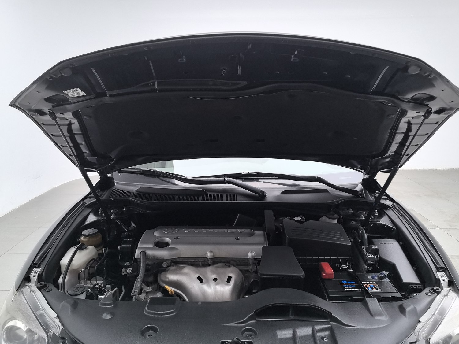 Used Toyota Camry 2013 2.0 AT