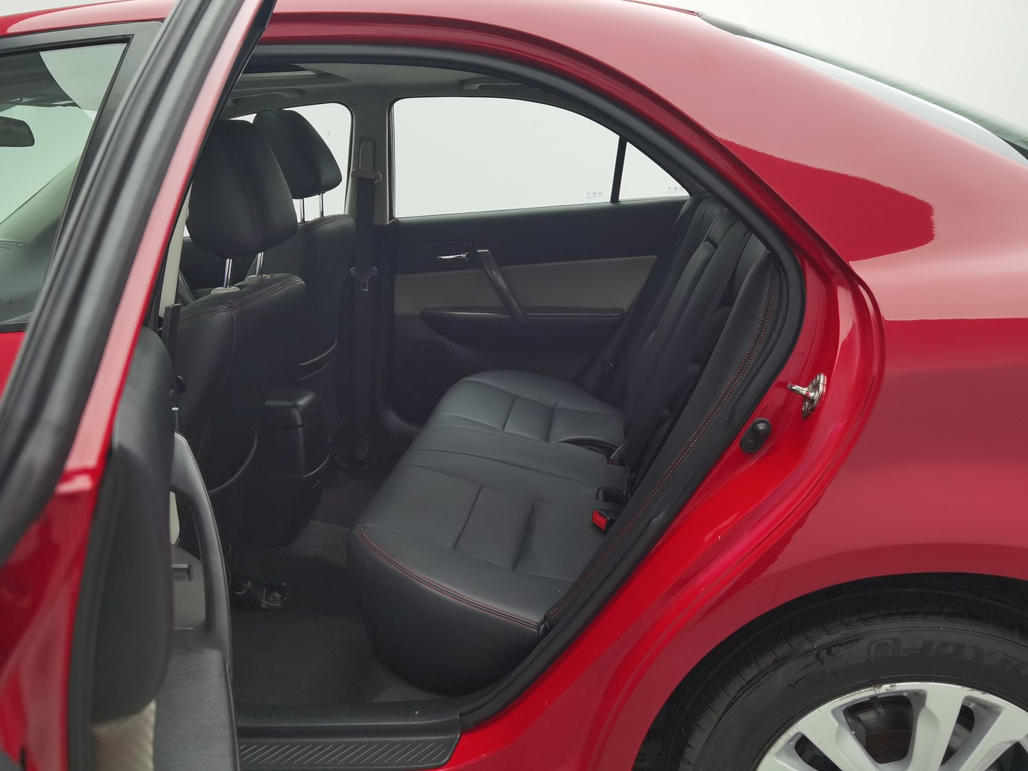 Used Mazda 6 2015 2.0 AT