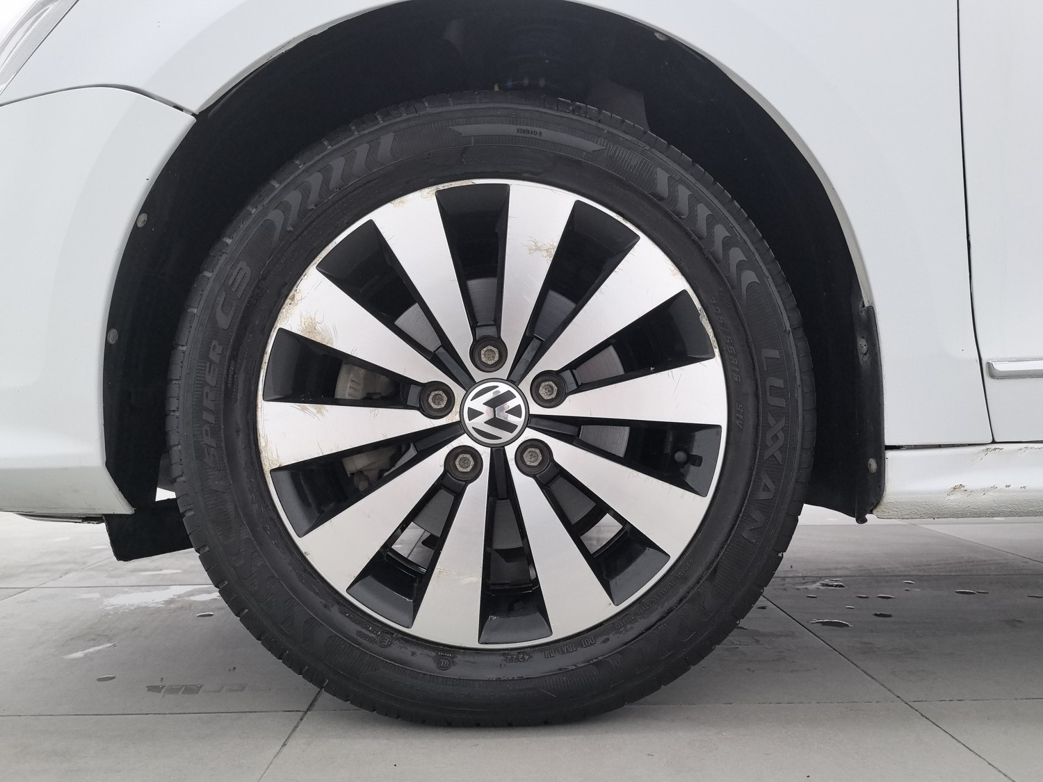 Used Volkswagen Sagitar 2017 1.6 MT