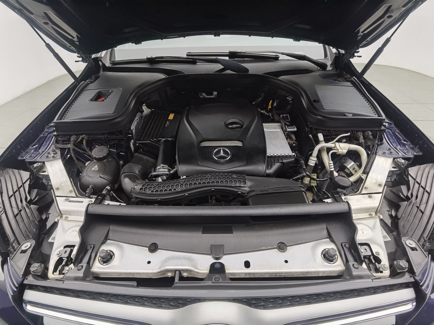 Used Mercedes-Benz GLC 2018 2.0 AT