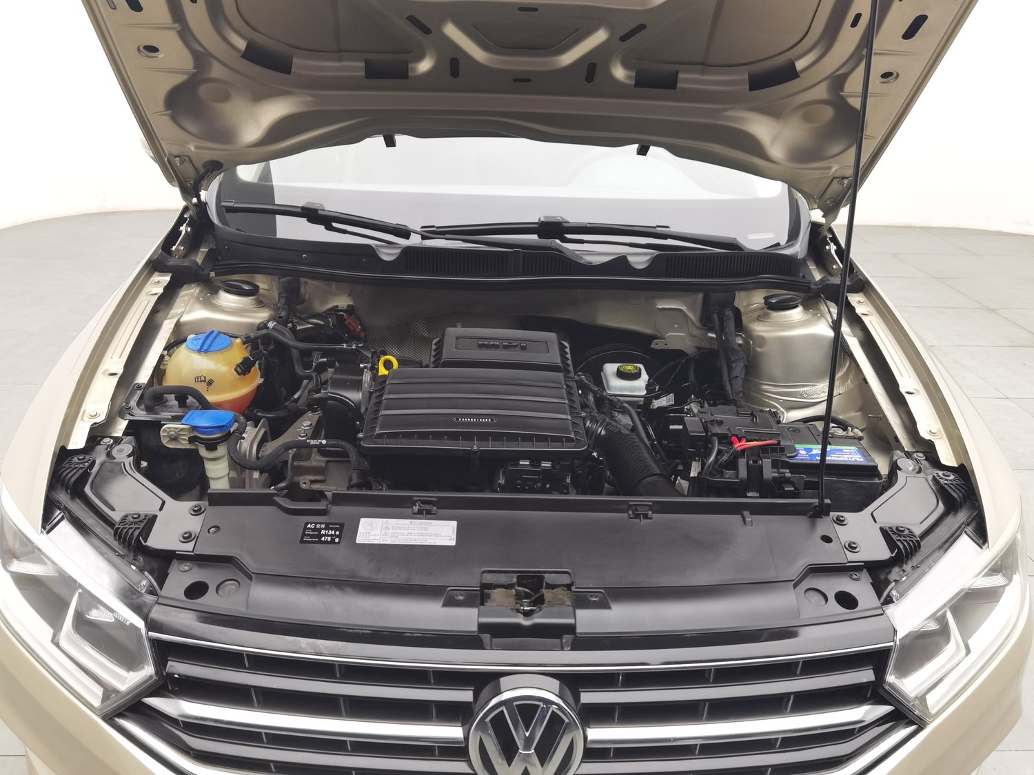 Used Volkswagen Bora 2016 1.6 AT