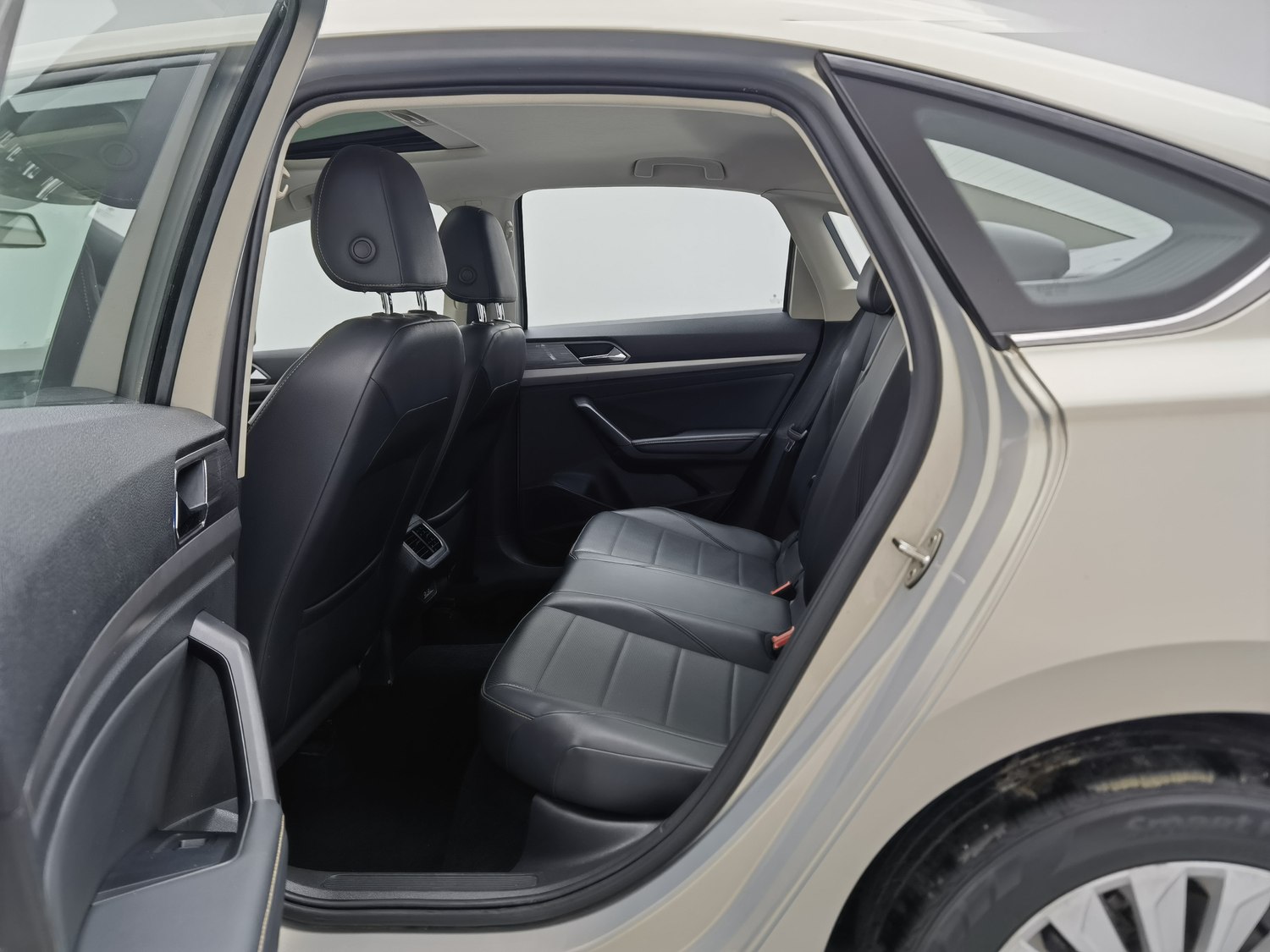Used Volkswagen Lavida 2018 1.5 AT