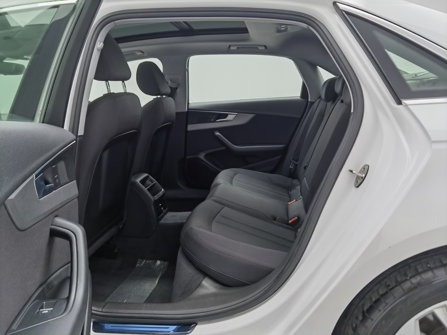 Used Audi A4L 2019 2.0 AT