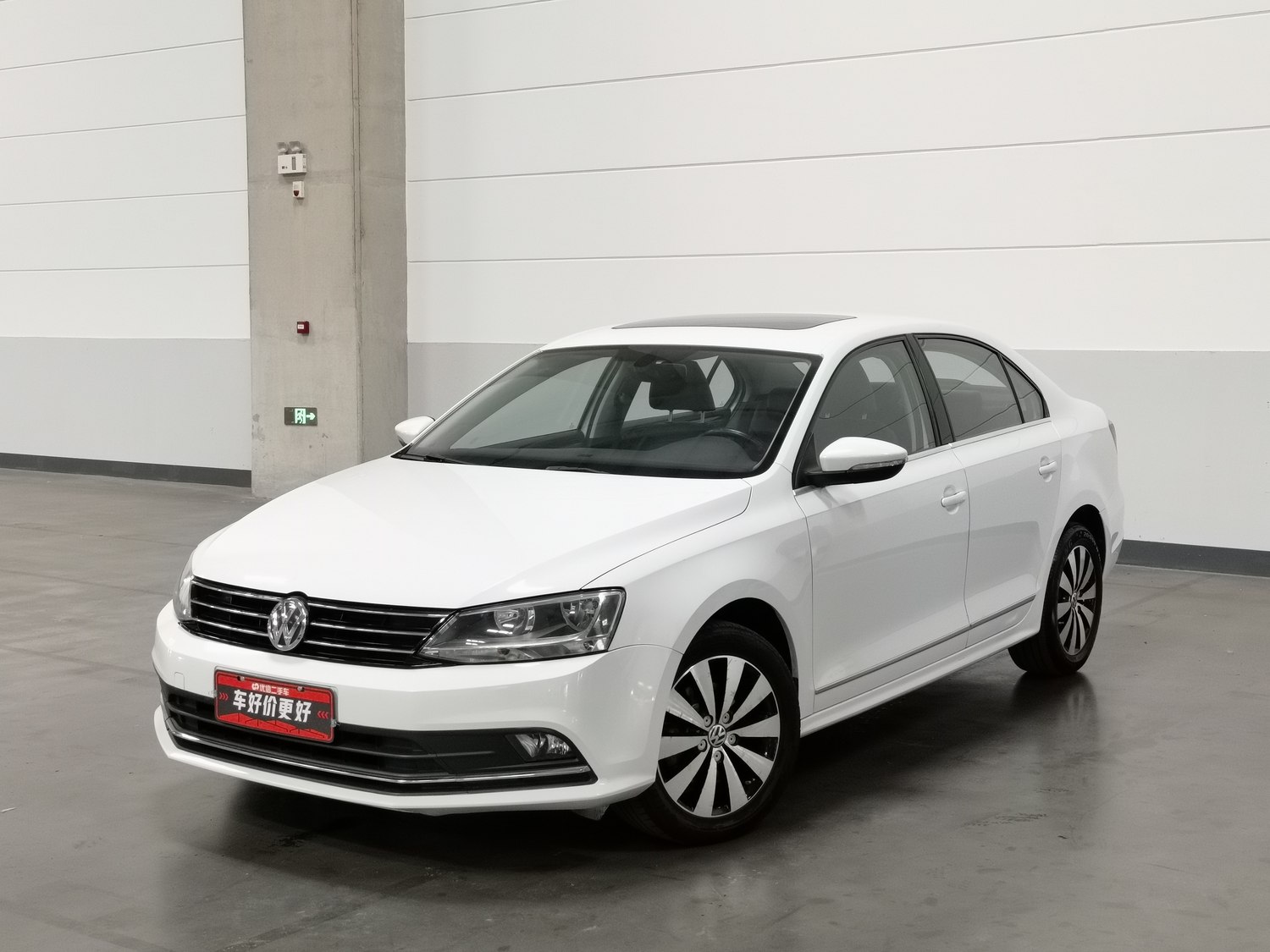 Used Volkswagen Sagitar 2018 1.6 AT