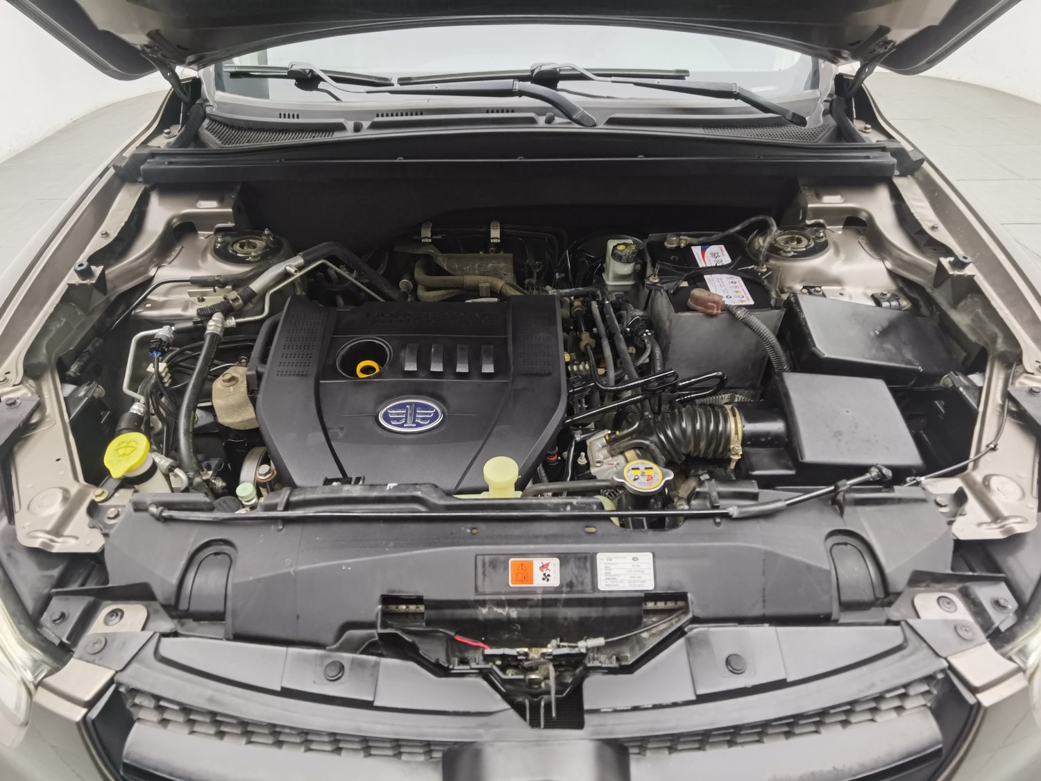 Used Bestune X80 2016 2.0 AT