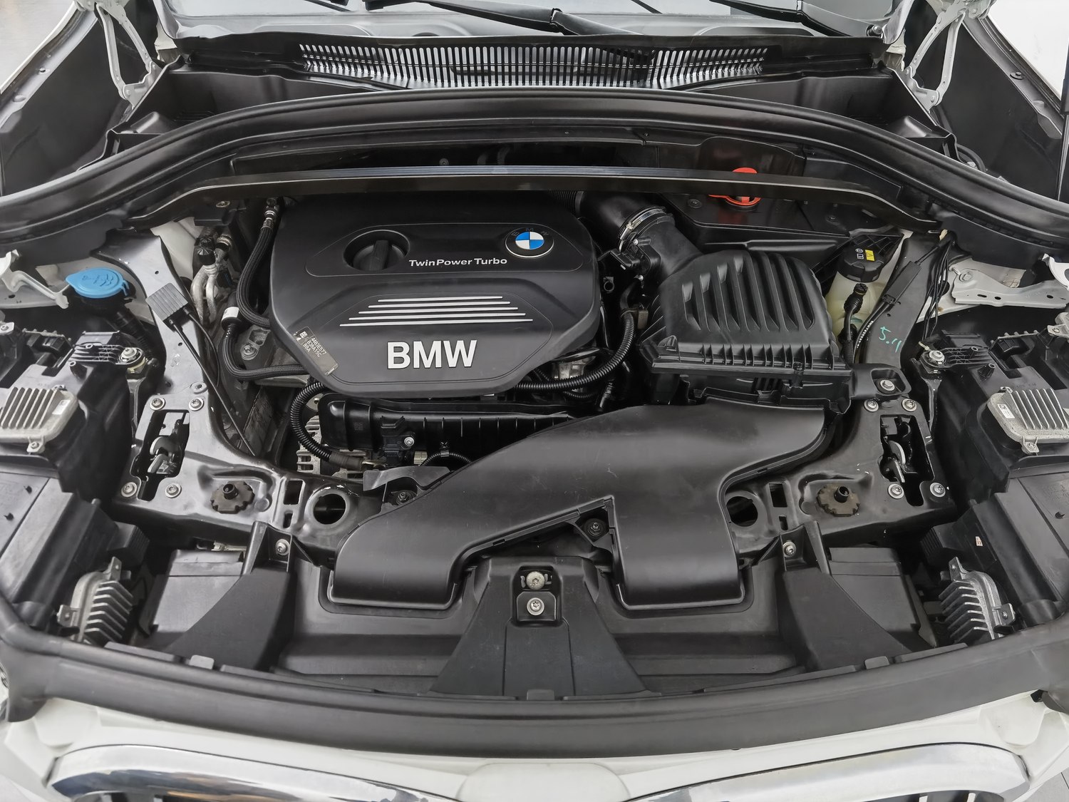 Used BMW X1 2019 1.5 AT