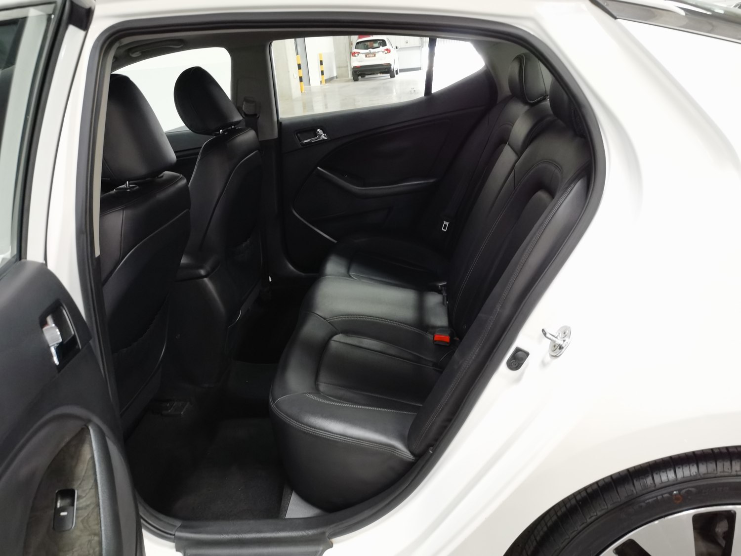 Used Kia K5 2012 2.0 AT