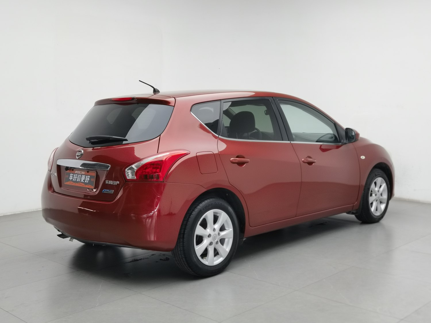Used Nissan Tiida 2011 1.6 AT
