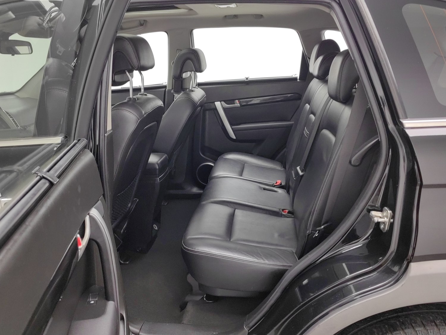 Used Chevrolet Captiva 2012 2.4 AT