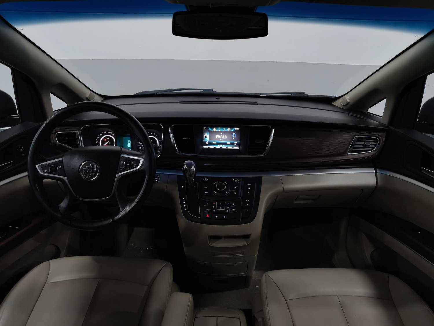 Used Buick GL8 2018 2.0 AT