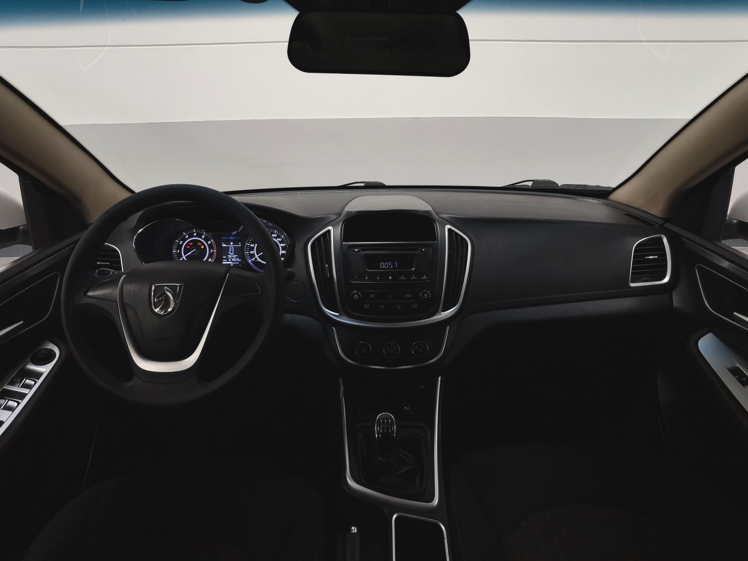 Used Baojun 560 2015 1.8 MT