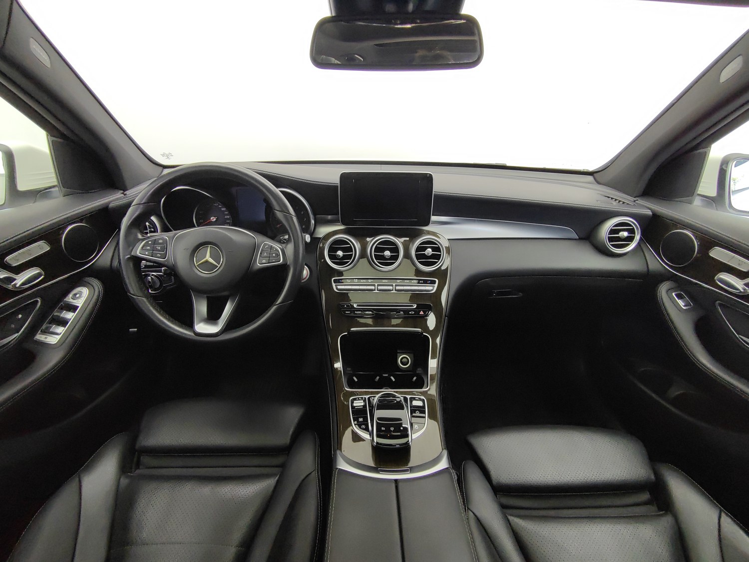 Used Mercedes-Benz GLC 2016 2.0 AT