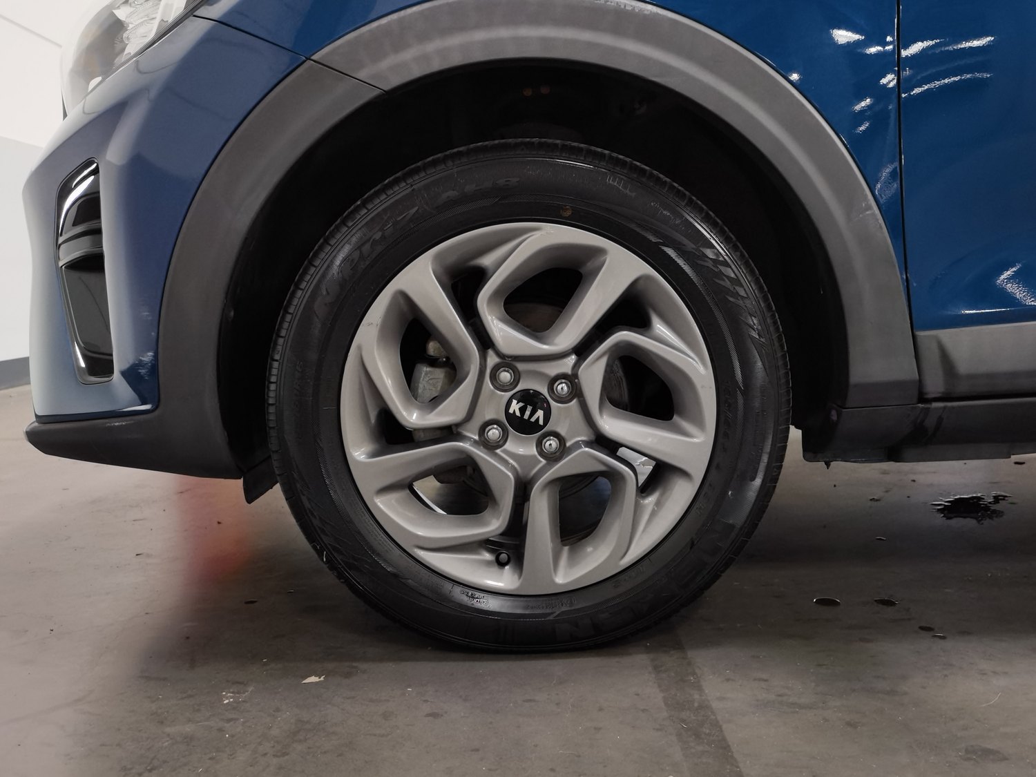 Used Kia KX1 2019 1.4 AT
