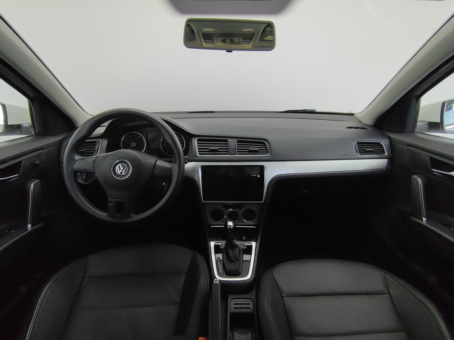 Used Volkswagen Gran Lavida 2013 1.6 AT