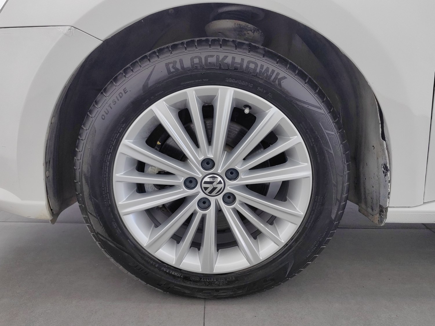 Used Volkswagen Gran Lavida 2013 1.6 AT