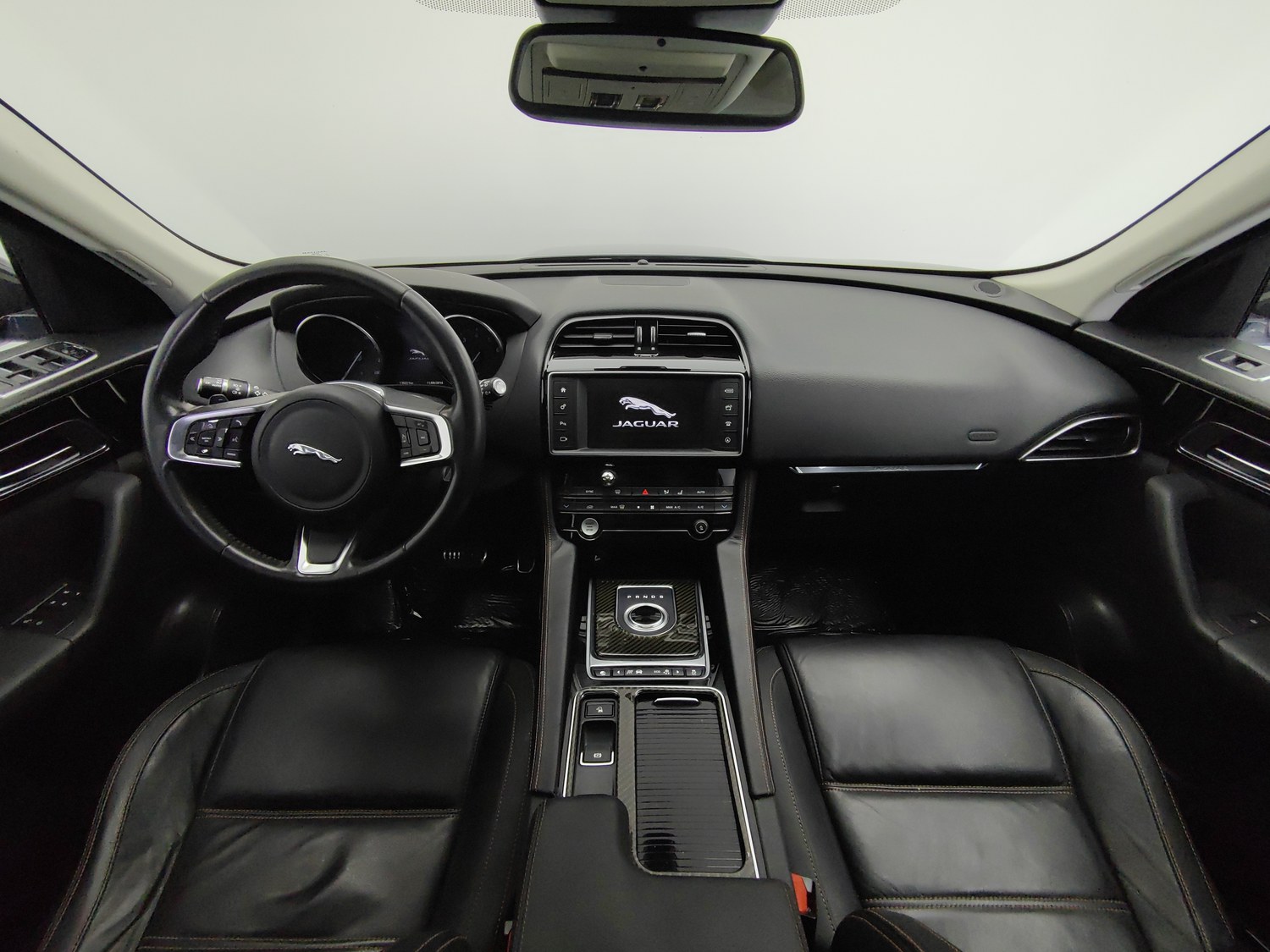 Used Jaguar F-PACE 2018 2.0 AT