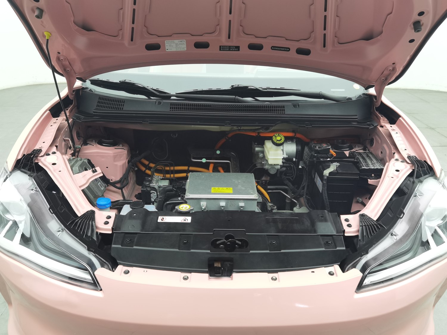 Used Neta V 2022