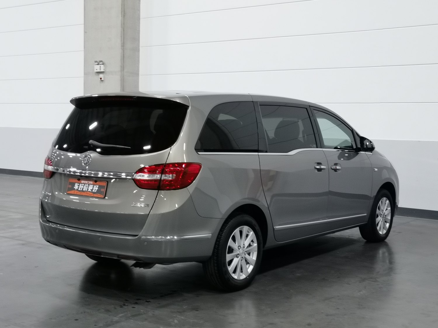 Used Buick GL8 2018 2.0 AT