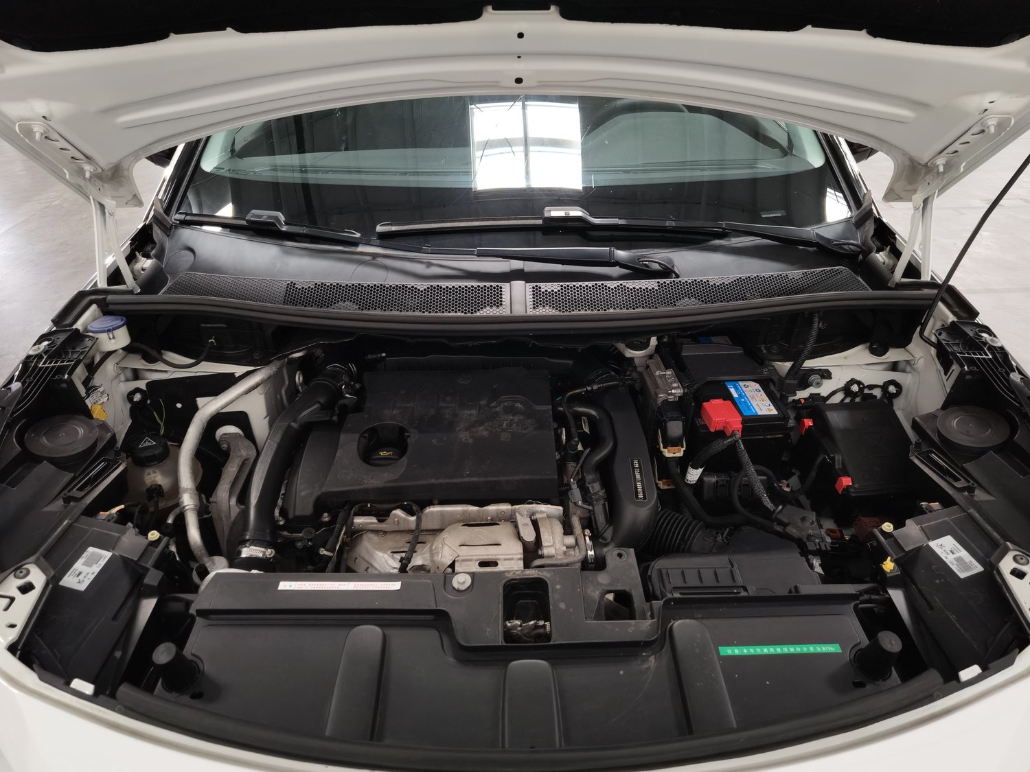 Used Peugeot 5008 2017 1.8 AT