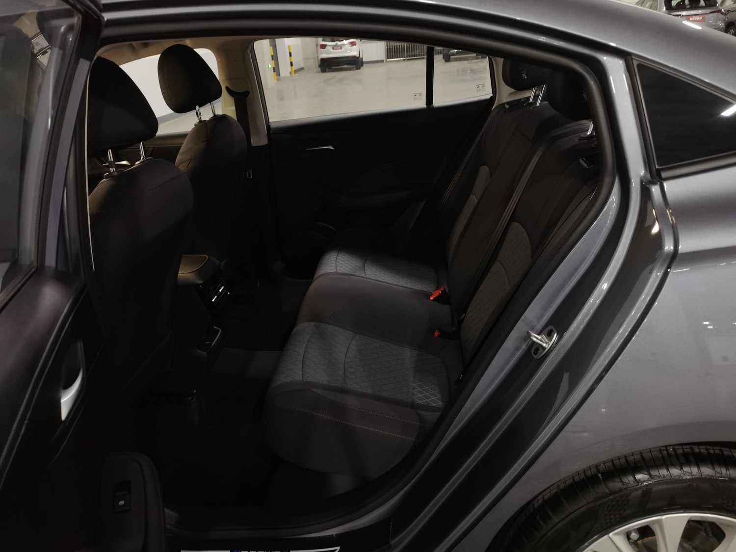 Used Roewe i5 2023 1.5 MT