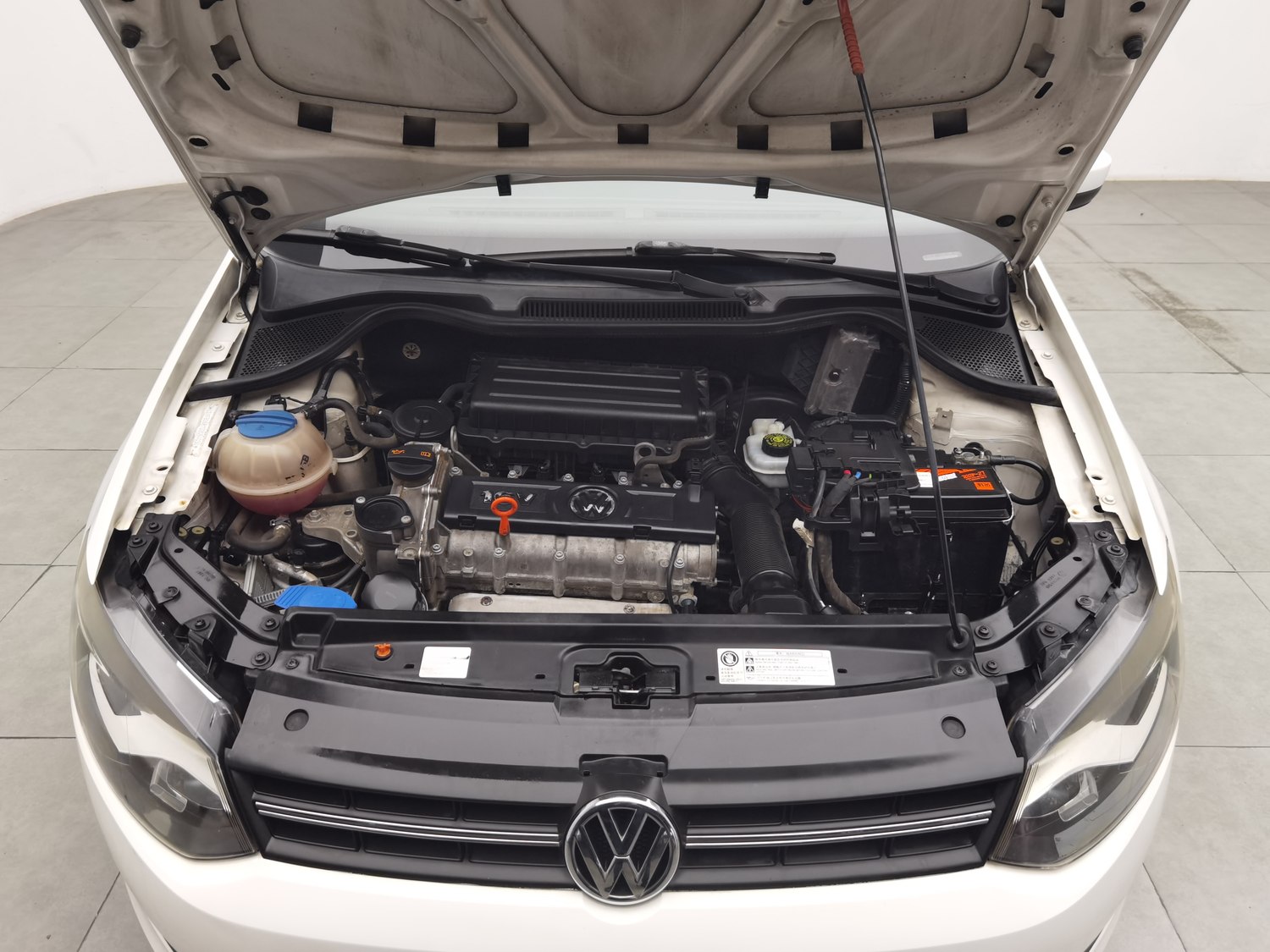 Used Volkswagen Polo 2013 1.4 AT