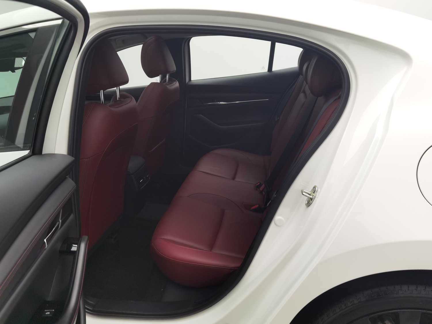 Used Mazda Axela 2023 2.0 AT