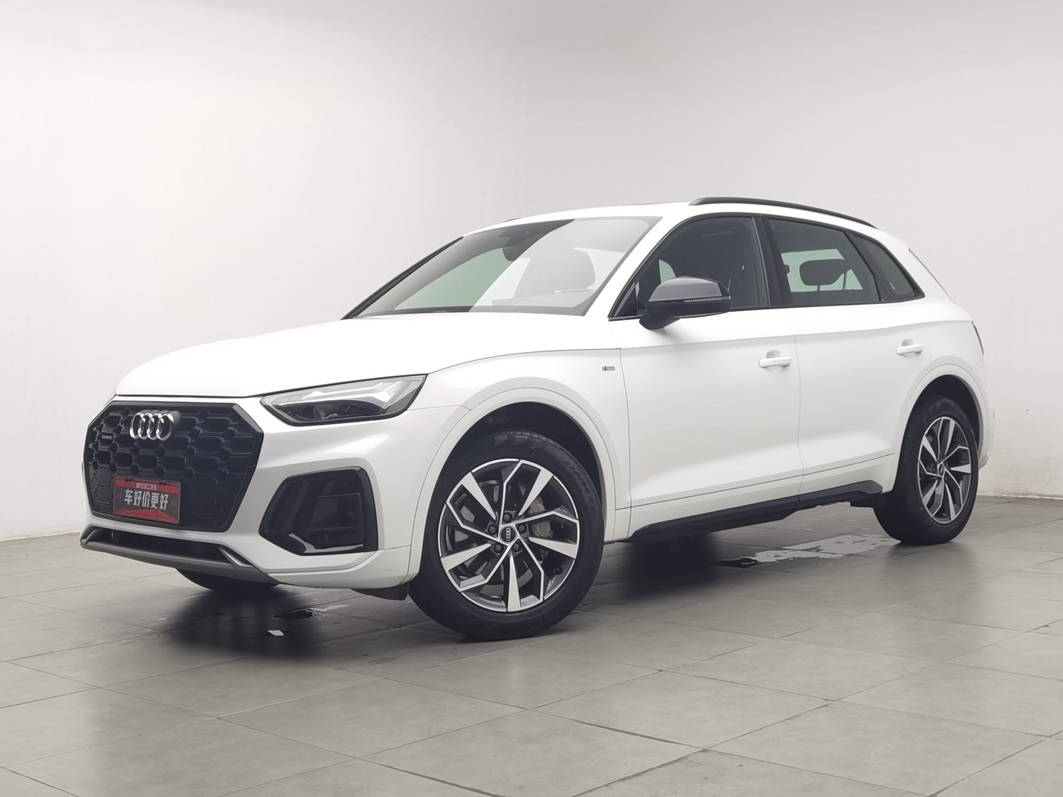 Used Audi Q5L 2023 2.0 AT