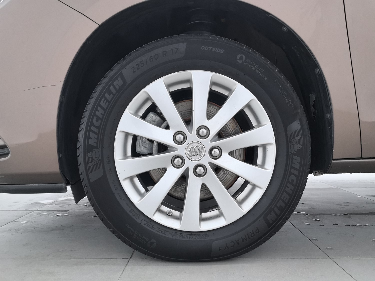 Used Buick GL8 2018 2.0 AT